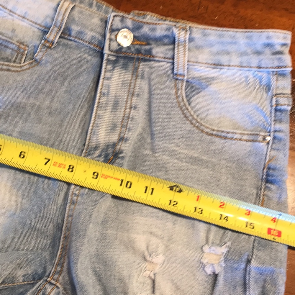 Distressed High Rise Denim Shorts - Picture 8 of 11